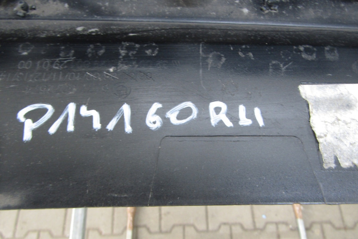 Lajsna praga desna BMW 1 F40 M paket 19-