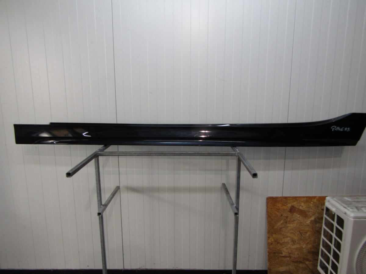 Lajsna praga lijeva BMW 1 F40 M paket 19-