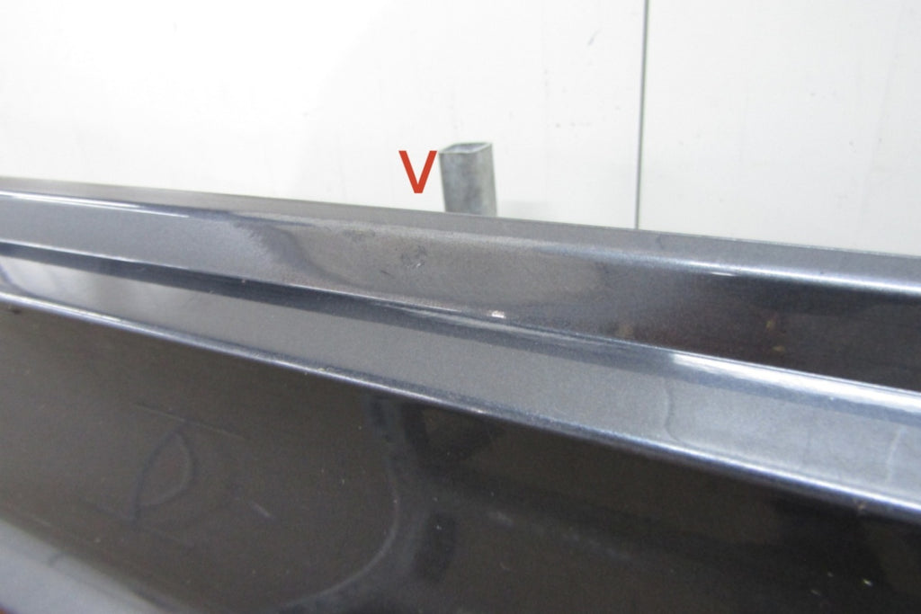 Lajsna praga desni BMW 1 F40 M paket 19-