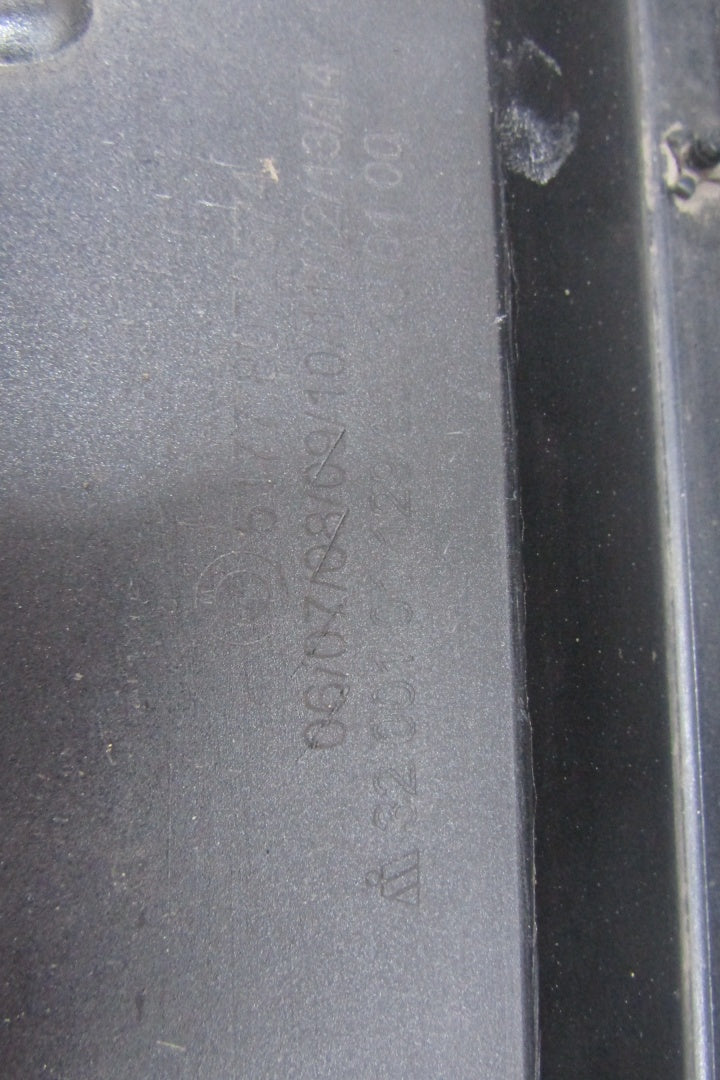 Lajsna praga desni BMW 1 F40 M paket 19-