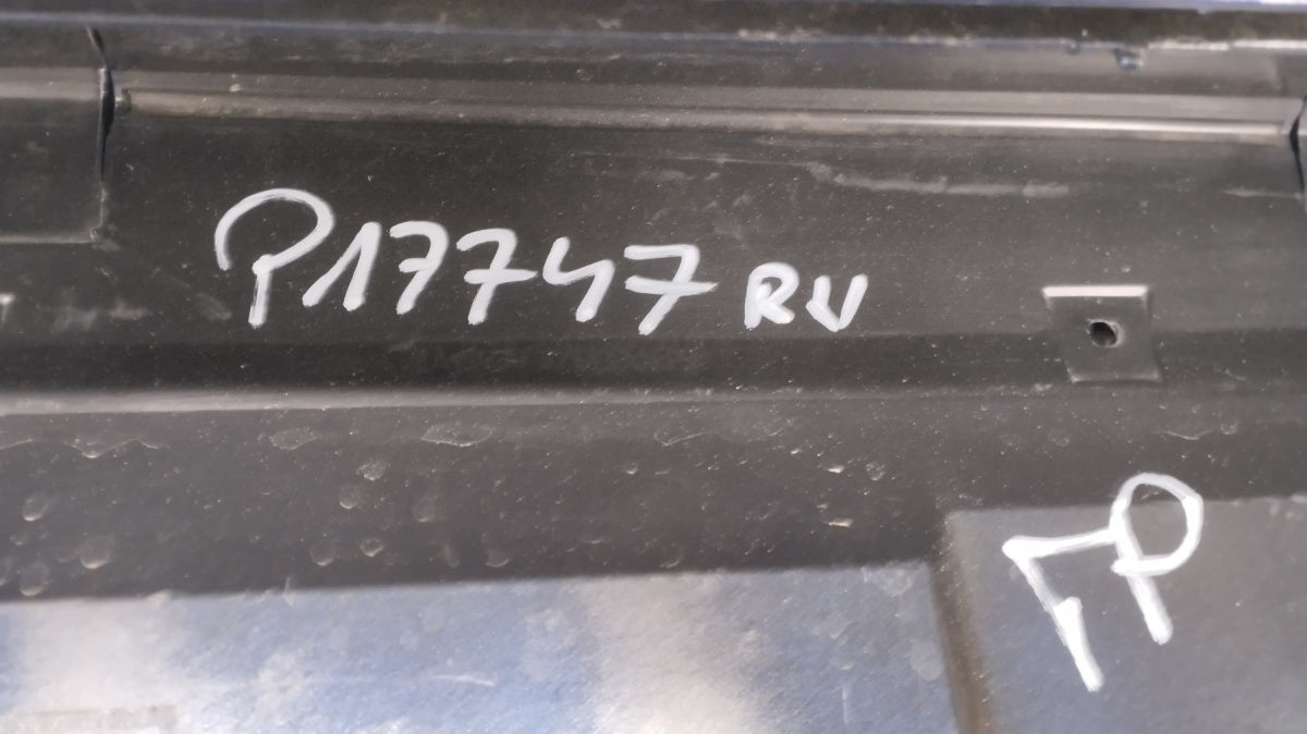 Lajsna praga desni BMW 2 F44 M paket 19-