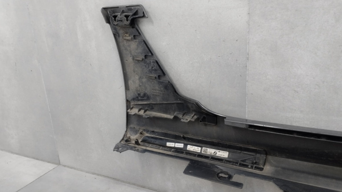 Lajsna praga desna BMW 6 G32 M-paket GT 18-
