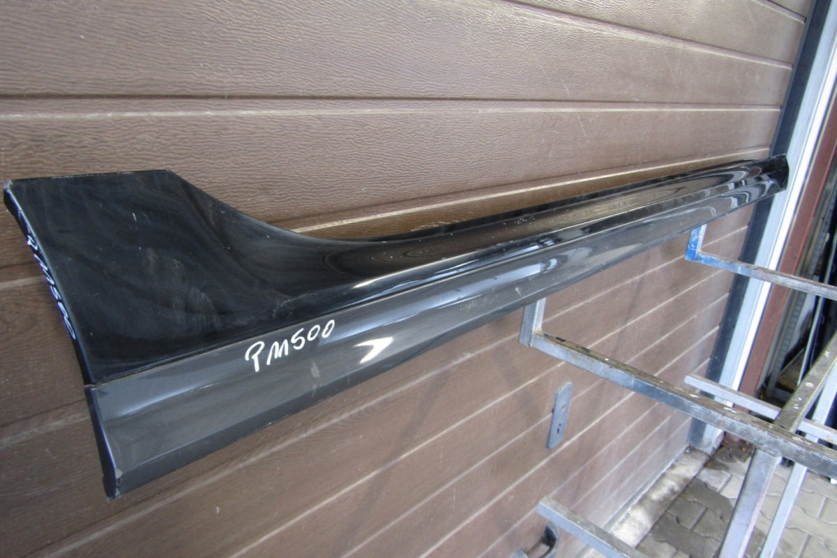 Lajsna praga desna BMW 2 F44 M paket 19-