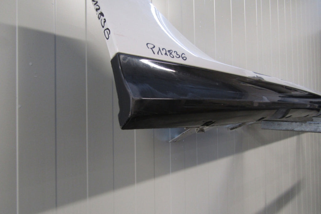 Lajsna praga desna BMW 2 F44 M paket 19-