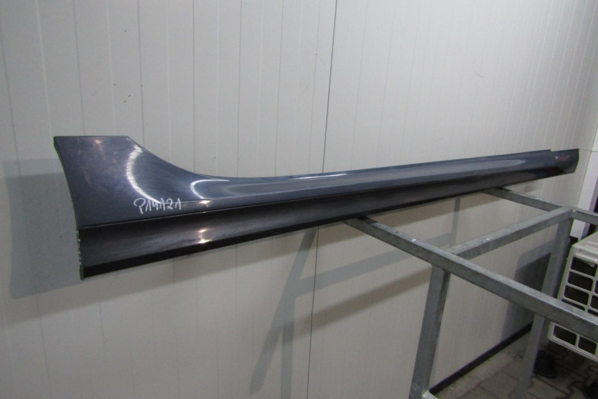 Lajsna praga desna BMW 2 F44 M paket 19-
