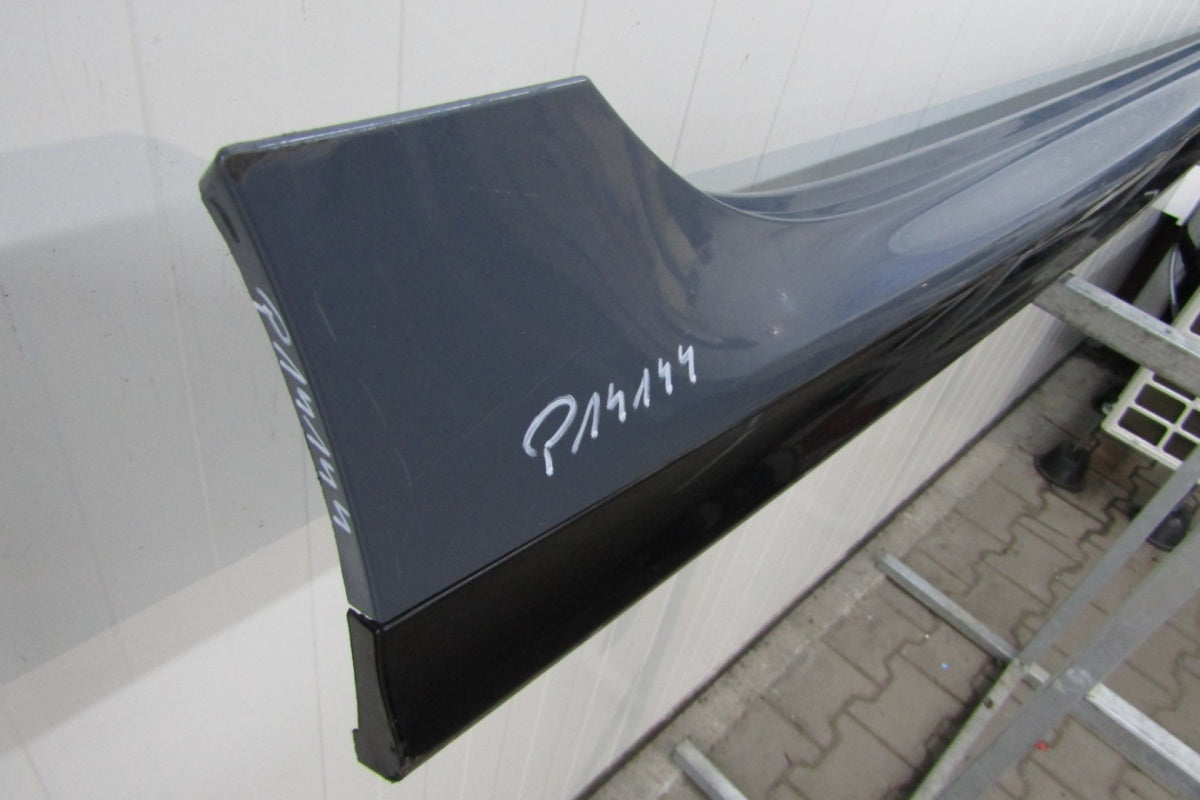 Lajsna praga desna BMW 2 F44 M paket 19-