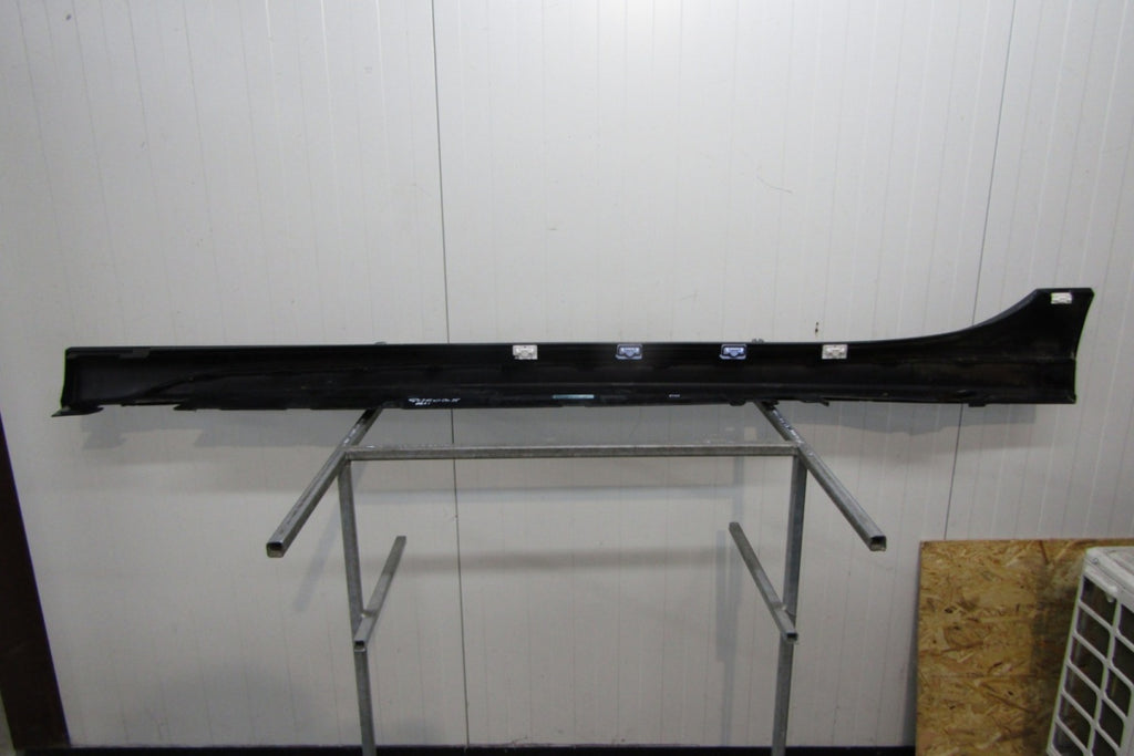 Lajsna praga desna BMW 2 F44 M paket 19-