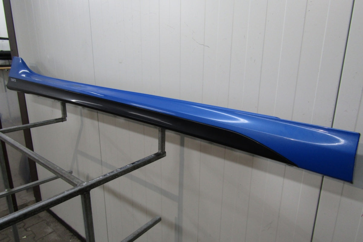 Lajsna praga desna BMW 2 F44 M paket 19-