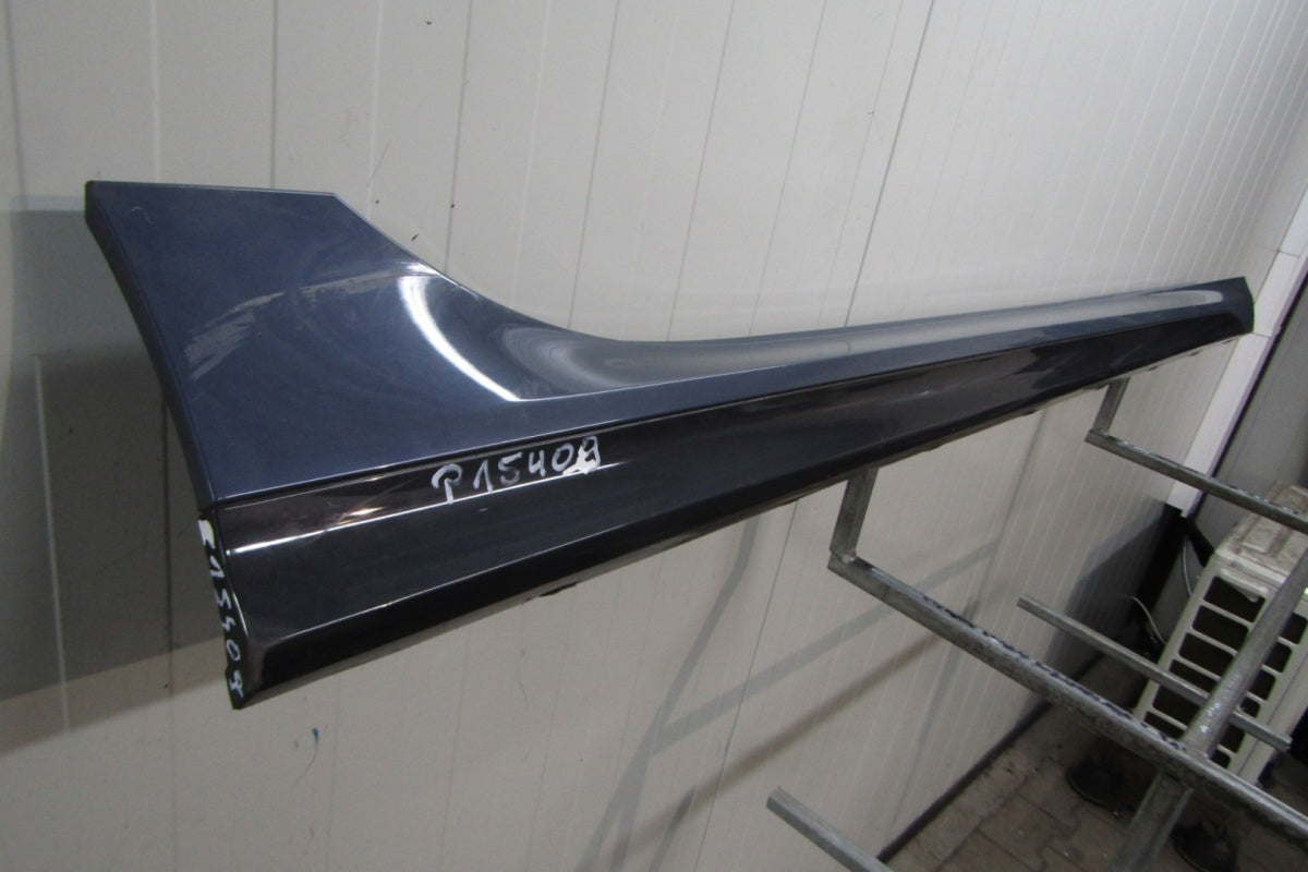 Lajsna praga desni BMW 2 F44 M paket 19-