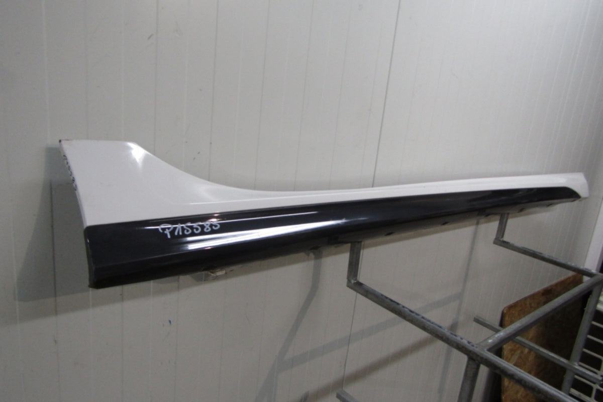 Lajsna praga desni BMW 2 F44 M paket 19-