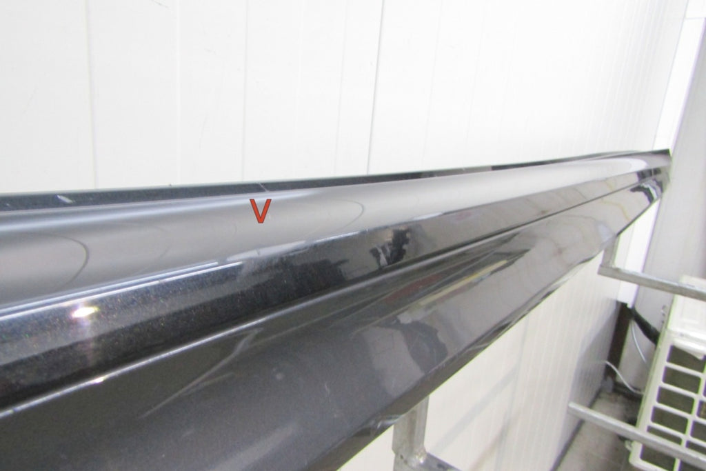 Lajsna praga desni BMW 2 F44 M paket 19-
