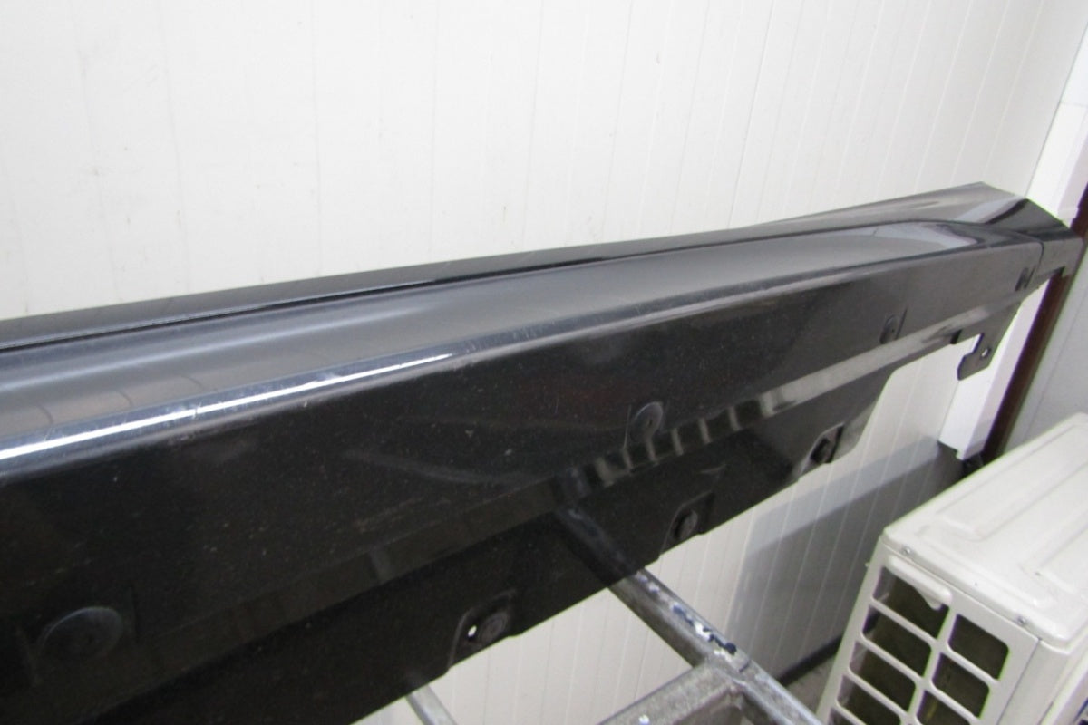 Lajsna praga desni BMW 2 F44 M paket 19-