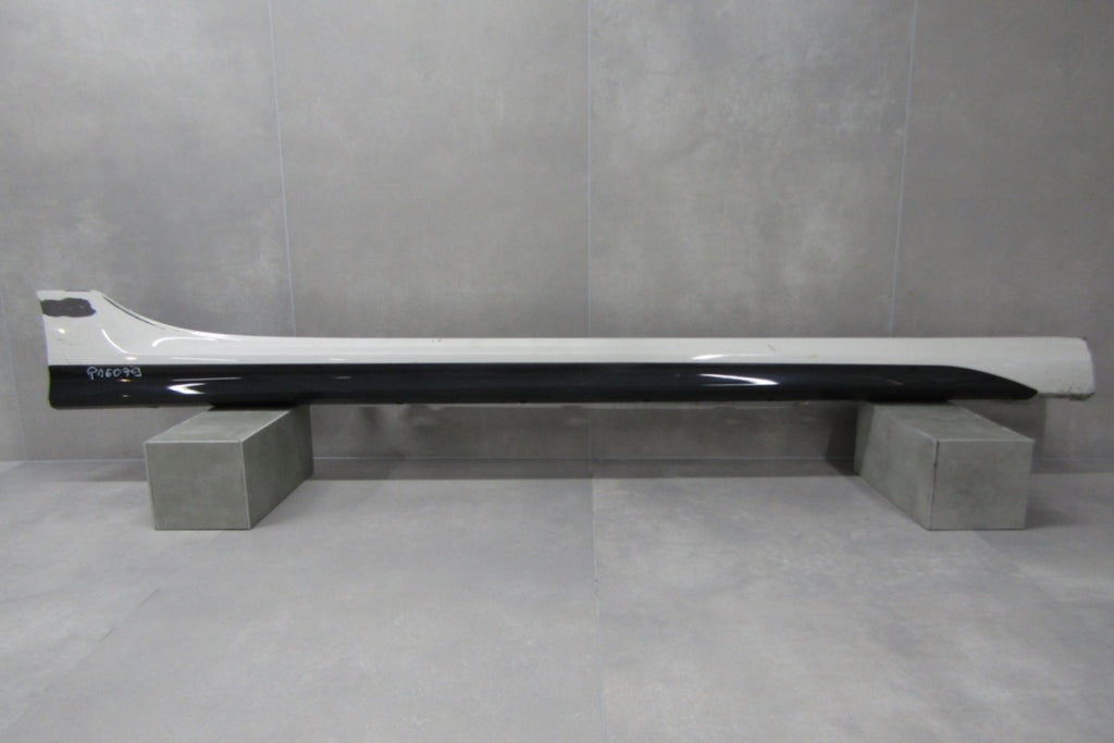 Lajsna praga desni BMW 2 F44 M paket 19-