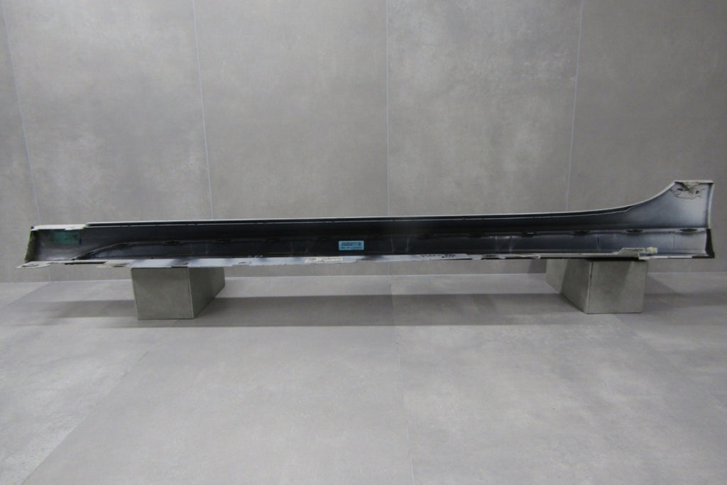 Lajsna praga desni BMW 2 F44 M paket 19-