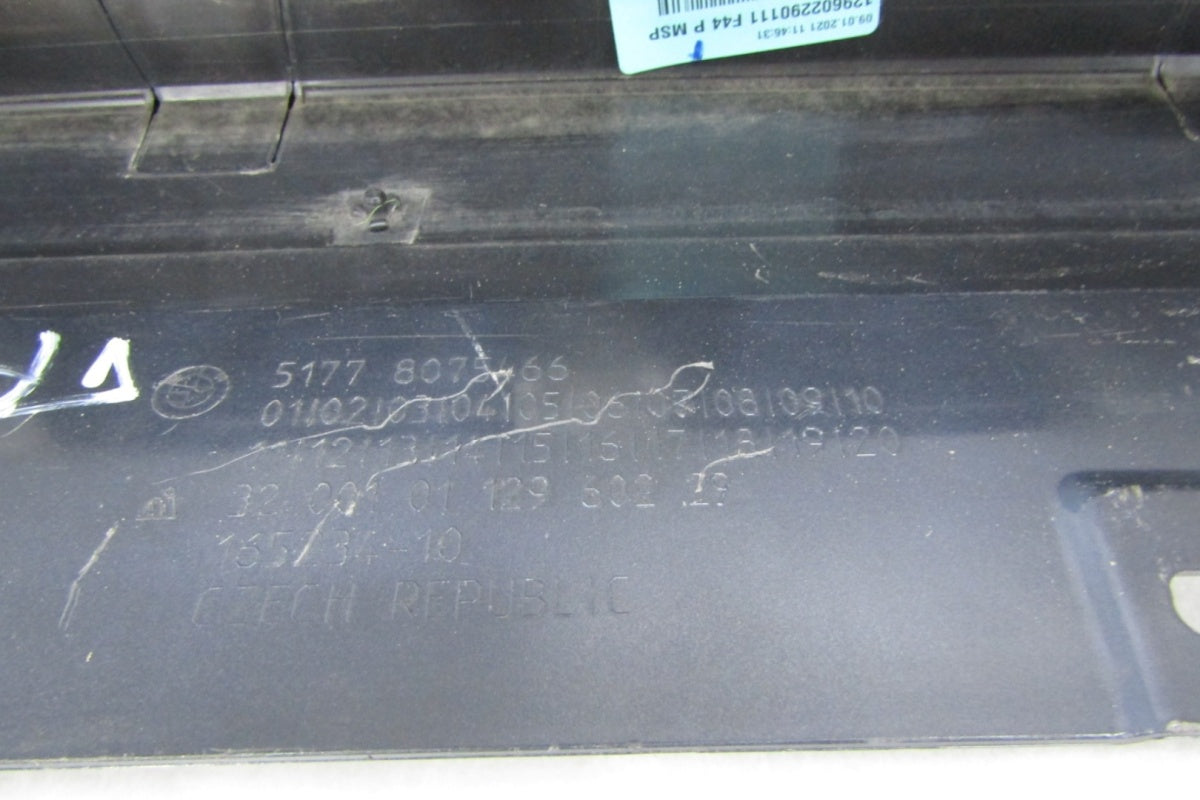 Lajsna praga desni BMW 2 F44 M paket 19-