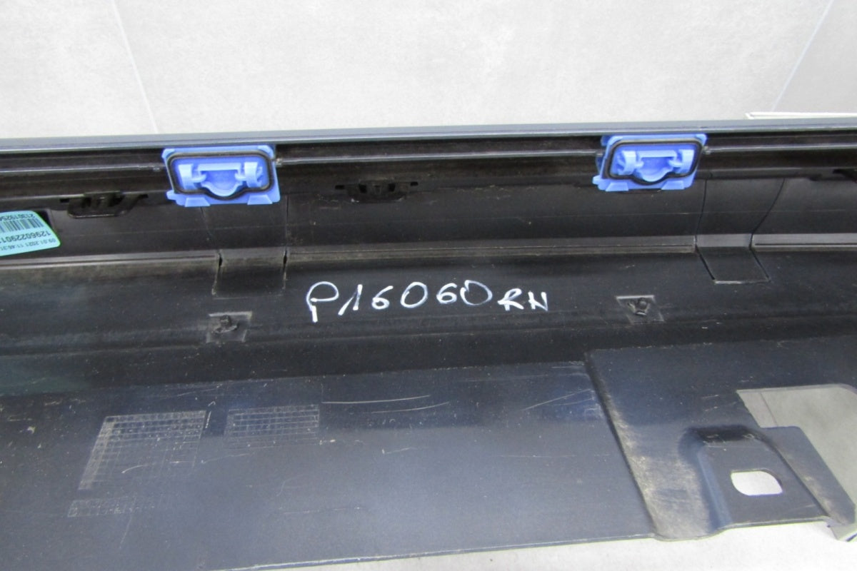 Lajsna praga desni BMW 2 F44 M paket 19-