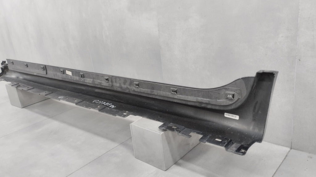 Lajsna praga desni BMW X3 F25 X4 F26 M paket 10-17