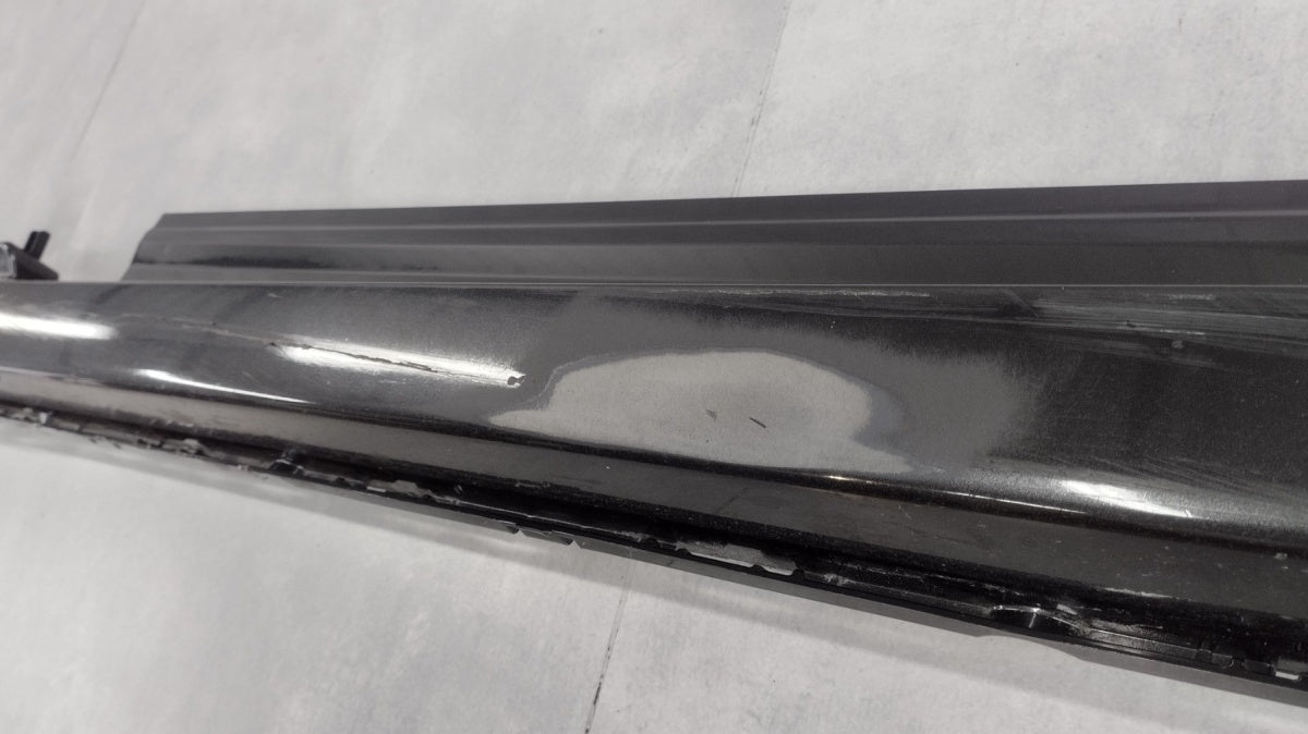 Lajsna praga lijeva BMW IX3 i X3 G08 Led M paket