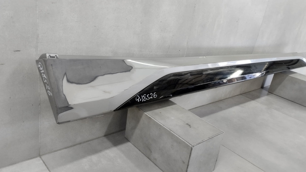 Lajsna praga desni BMW X1 III 3 U11 M paket 22-