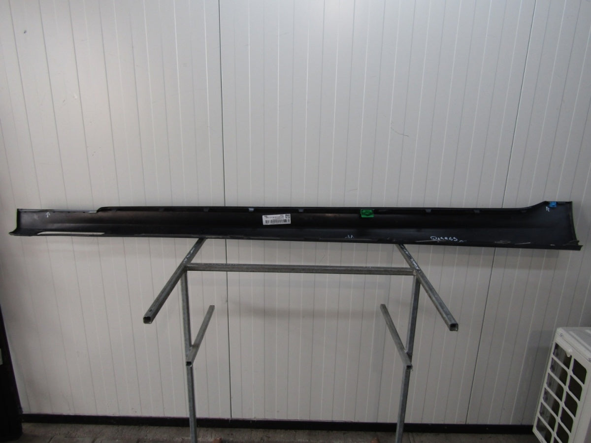 Lajsna praga desna BMW 3 G20 G21 M paket 18-