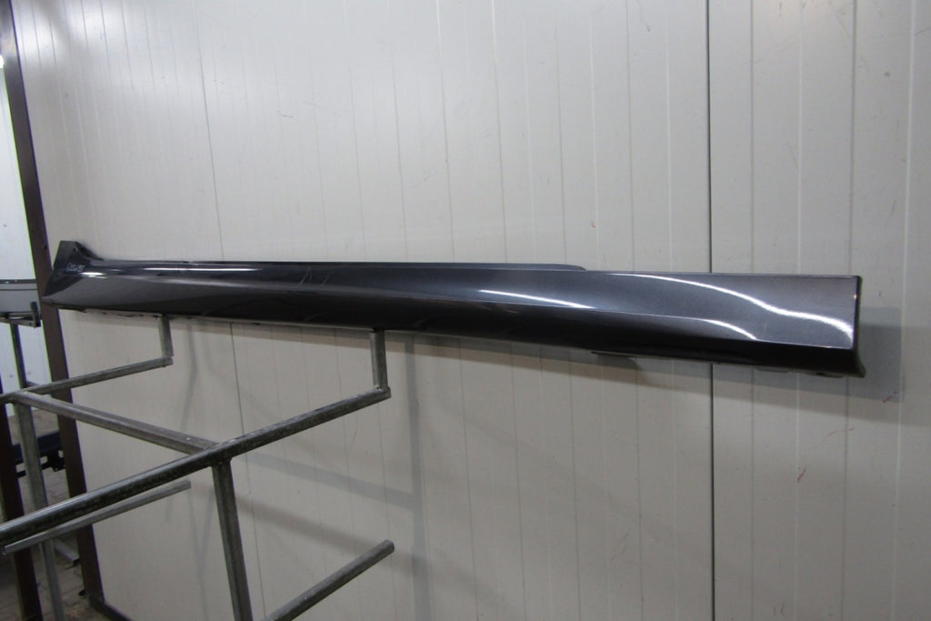 Lajsna praga desni BMW 3 G20 G21 M paket 18-