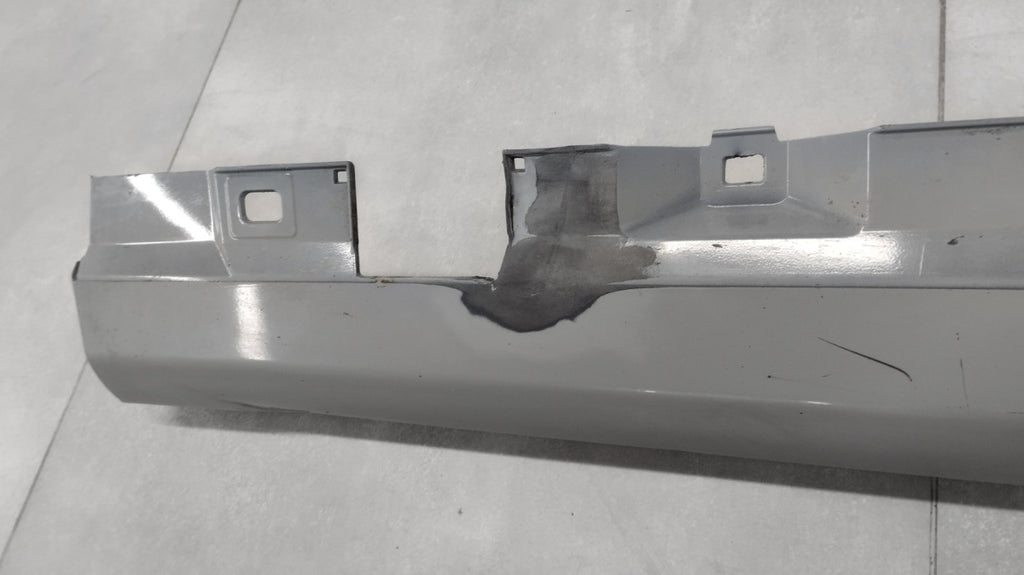 Lajsna praga desna Mercedes A 177 AMG 45 4.5 18-