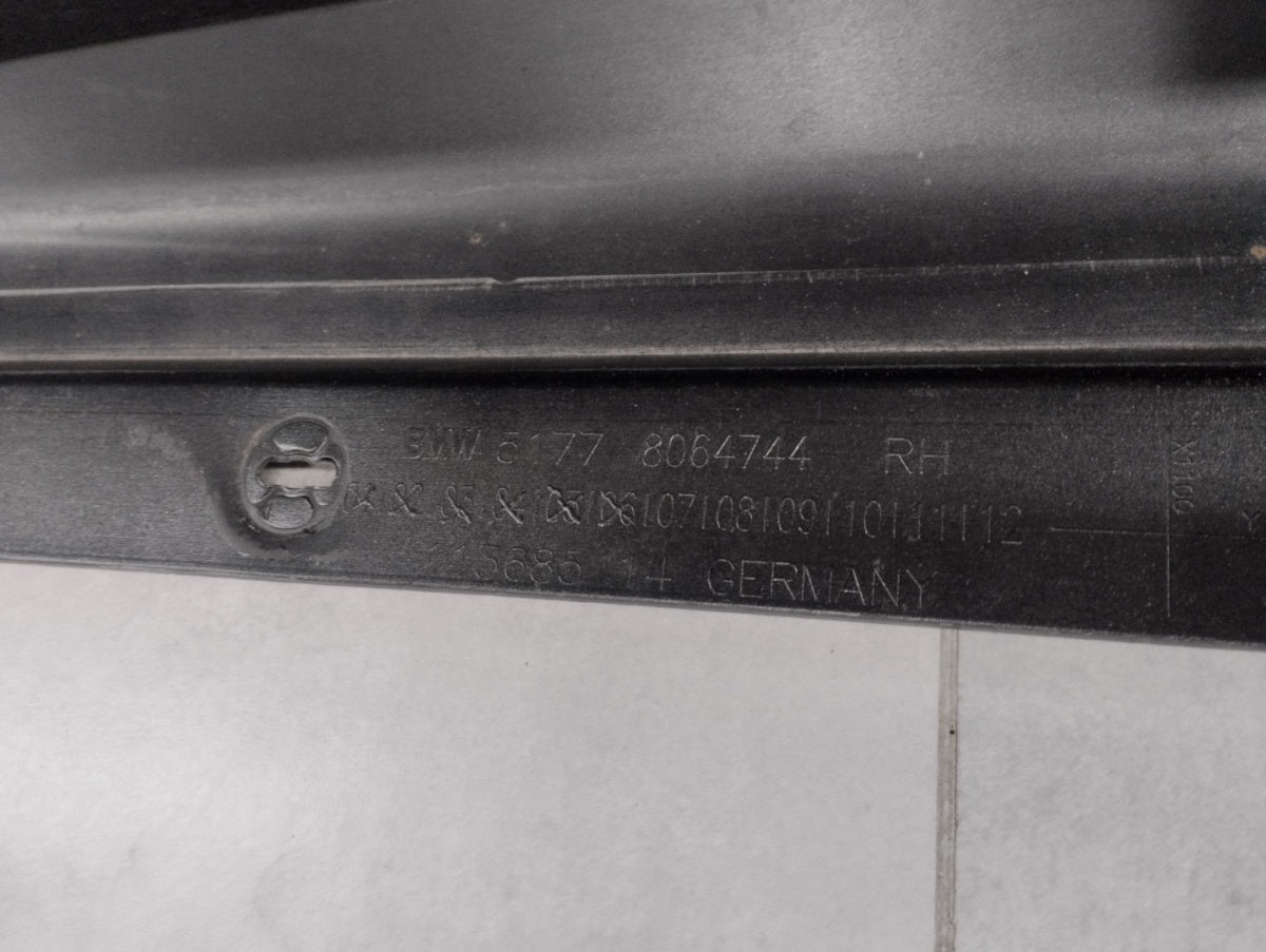 Lajsna praga desni BMW 5 G30 G31 sedan kombi 17- M paket
