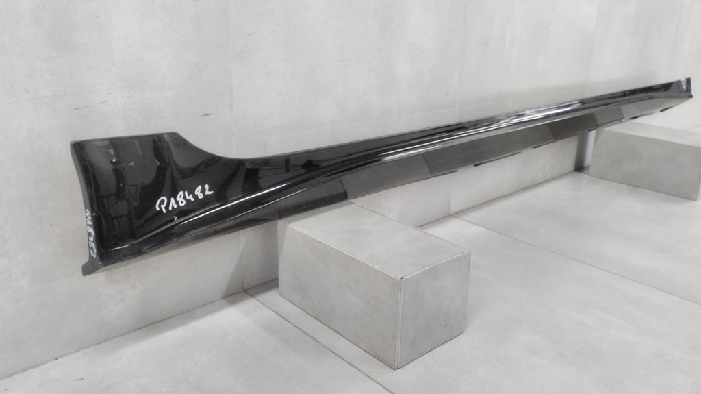 Lajsna praga desni Audi A5 8W8 S-Line 19 Lift-
