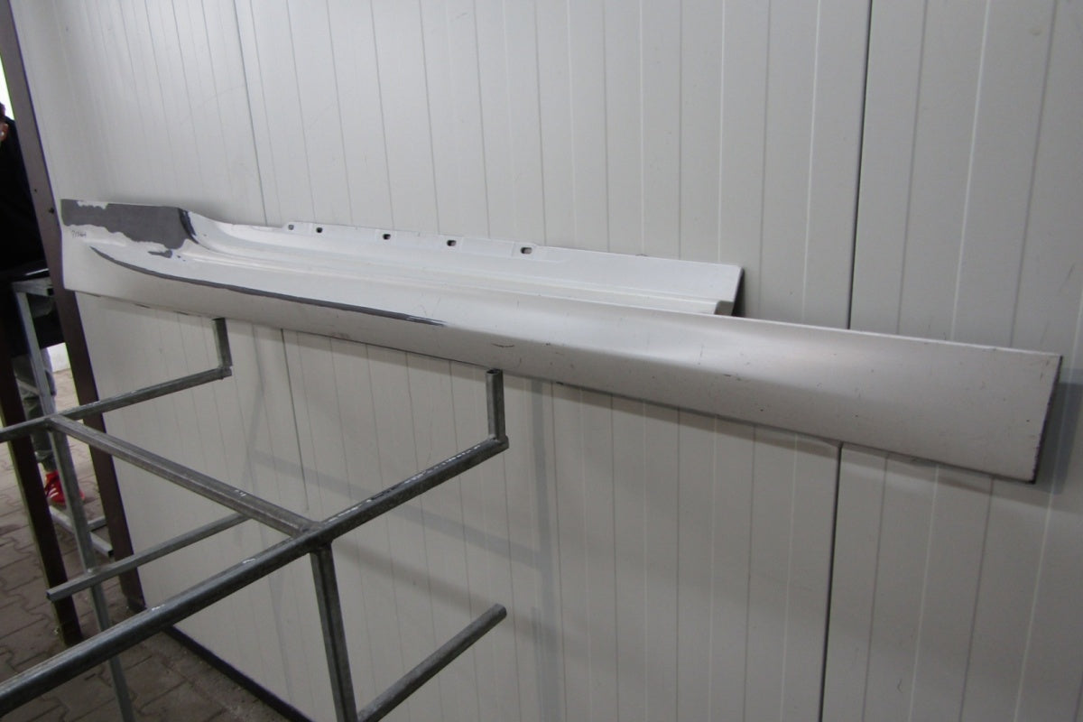 Lajsna praga desna BMW 6 F12 F13 M6 M paket