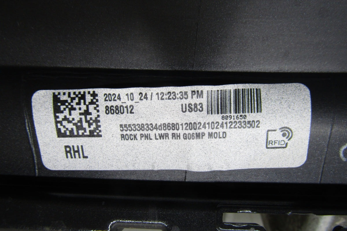Lajsna praga desni BMW X6 G06 M paket 19- próg