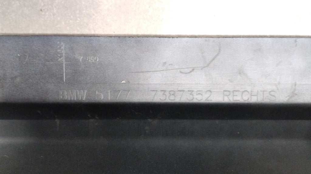 Lajsna praga desni BMW 6 G32 GT 18-