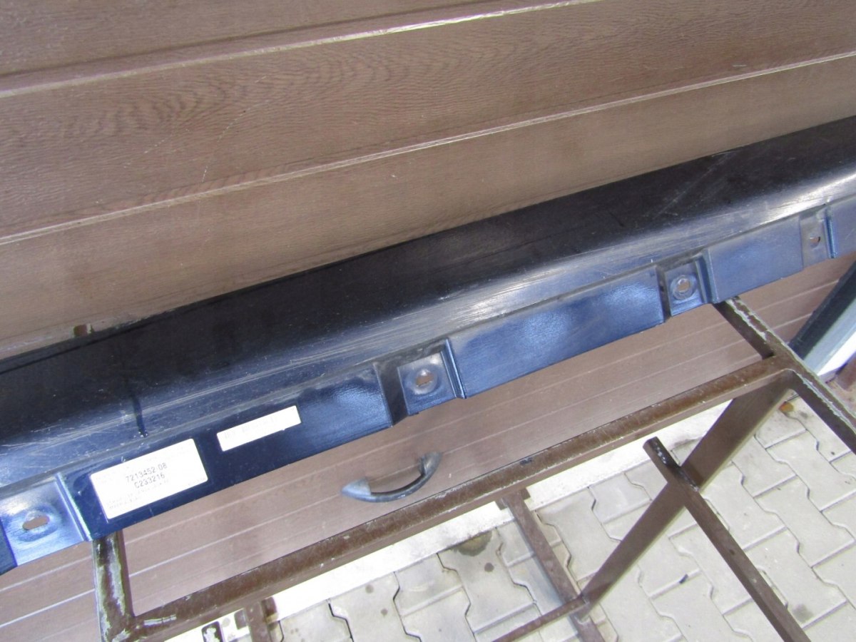Lajsna praga desna BMW 7 F03 High Security 09-