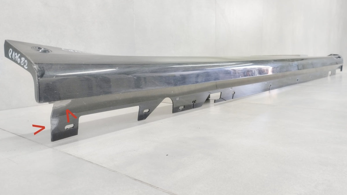 Lajsna praga desni BMW 7 G70 Hybryda 22- 51778081560