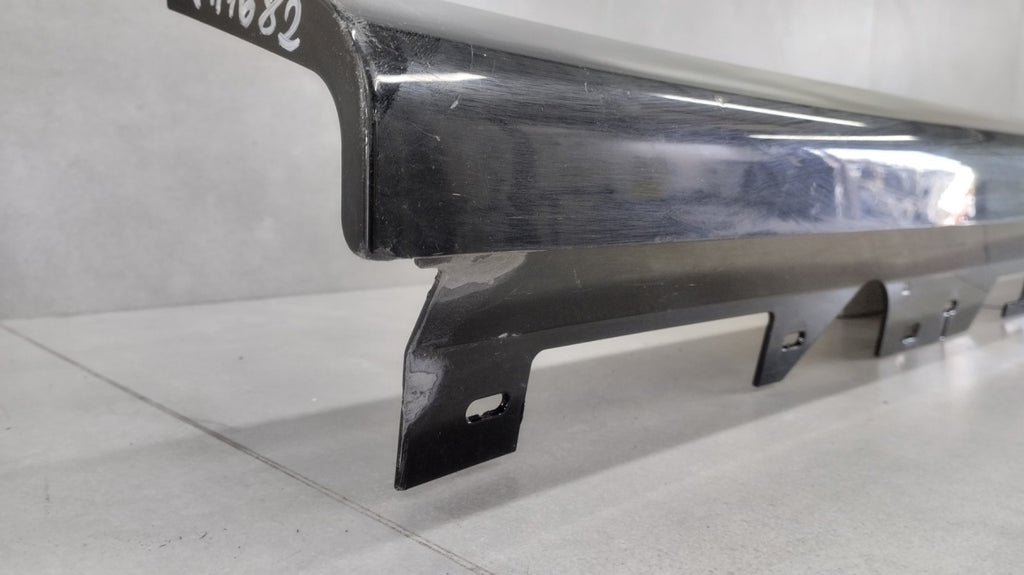 Lajsna praga desni BMW 7 G70 Hybryda 22- 51778081560