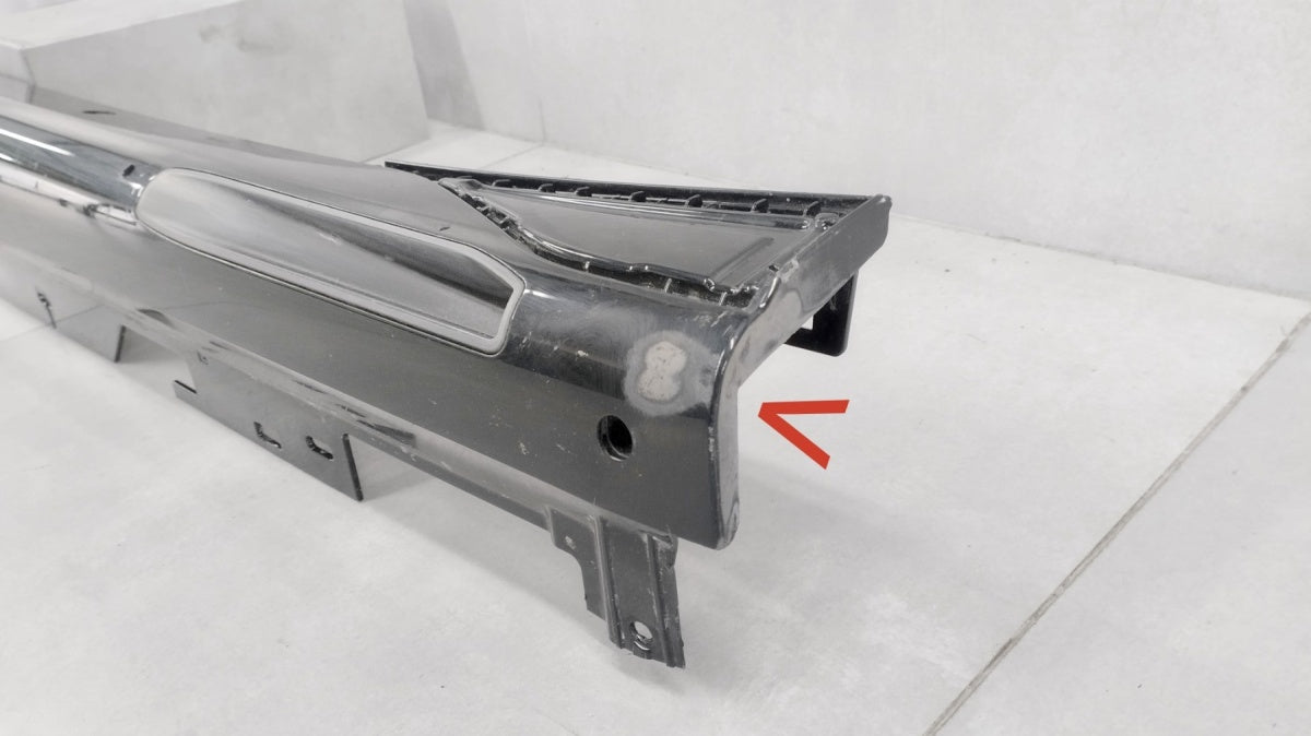 Lajsna praga desni BMW 7 G70 Hybryda 22- 51778081560