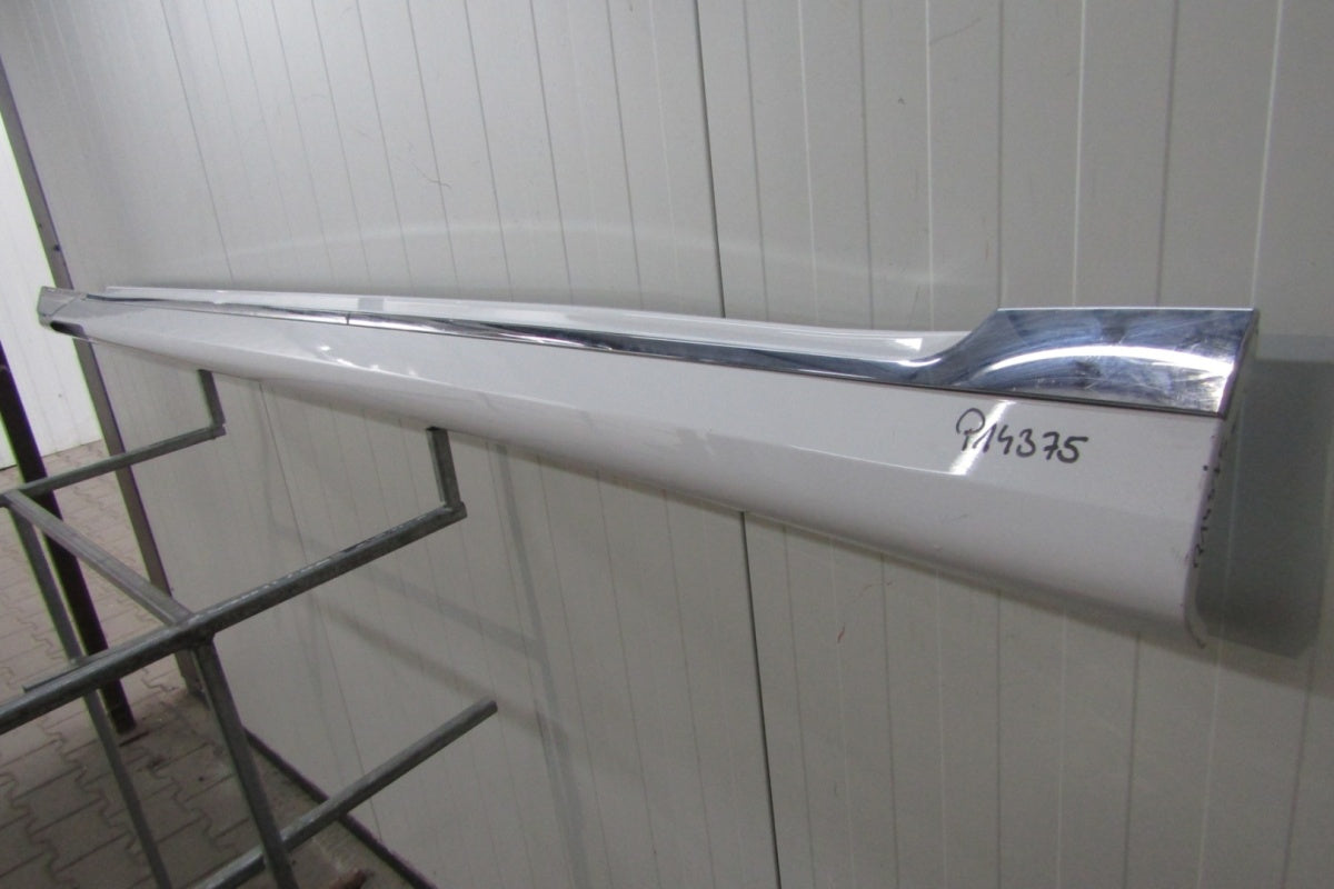 Lajsna praga lijeva BMW 7 G70 Diesel Hybryda 22-