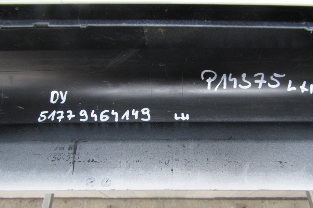 Lajsna praga lijeva BMW 7 G70 Diesel Hybryda 22-
