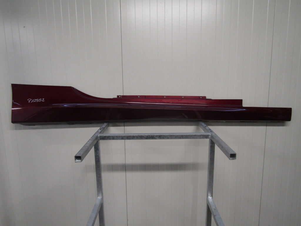 Lajsna praga desna BMW 8 G14 G15 M paket 18-