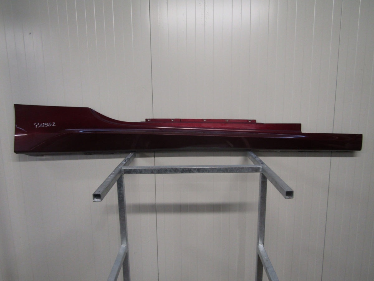 Lajsna praga desna BMW 8 G14 G15 M paket 18-
