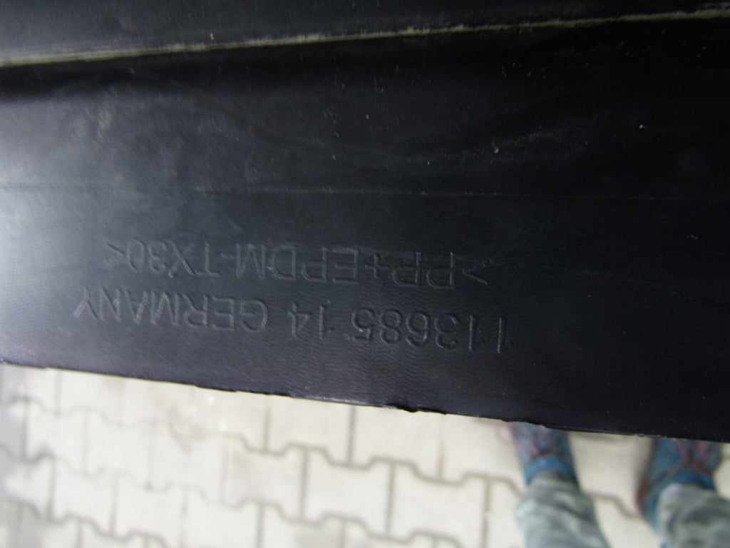 Lajsna praga desna BMW 8 G14 G15 M paket 18-