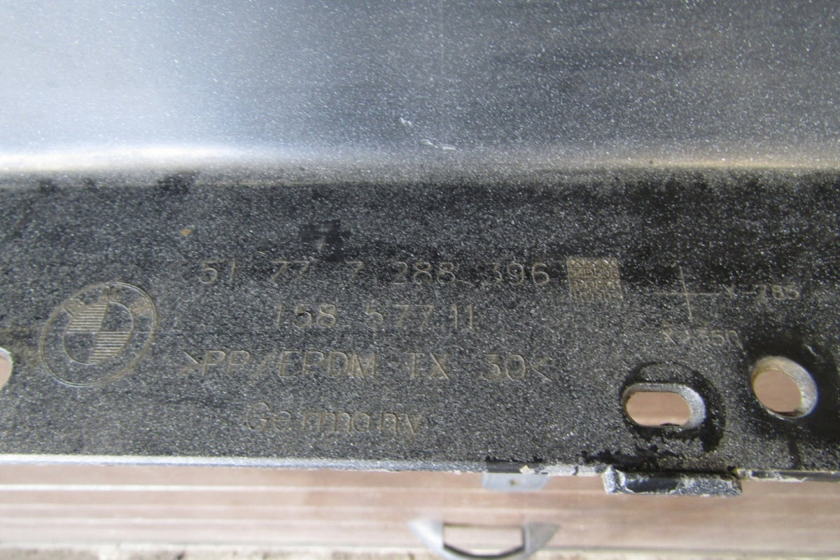 Lajsna praga desna BMW F21 11-19 F22 F23 14-21