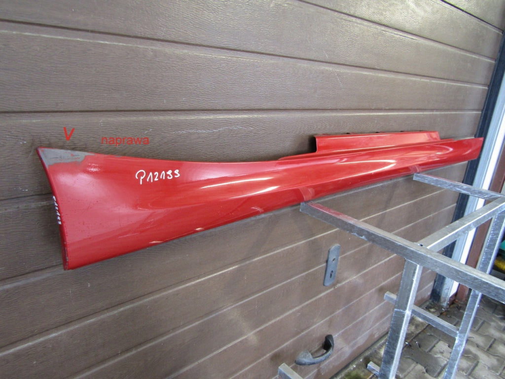 Lajsna praga desna BMW F21 F22 F23 M-paket -21