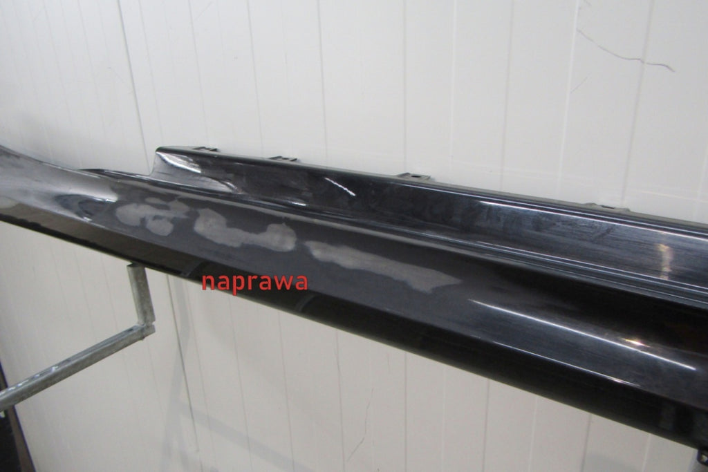 Lajsna praga desna BMW F21 F22 F23 M-paket -21