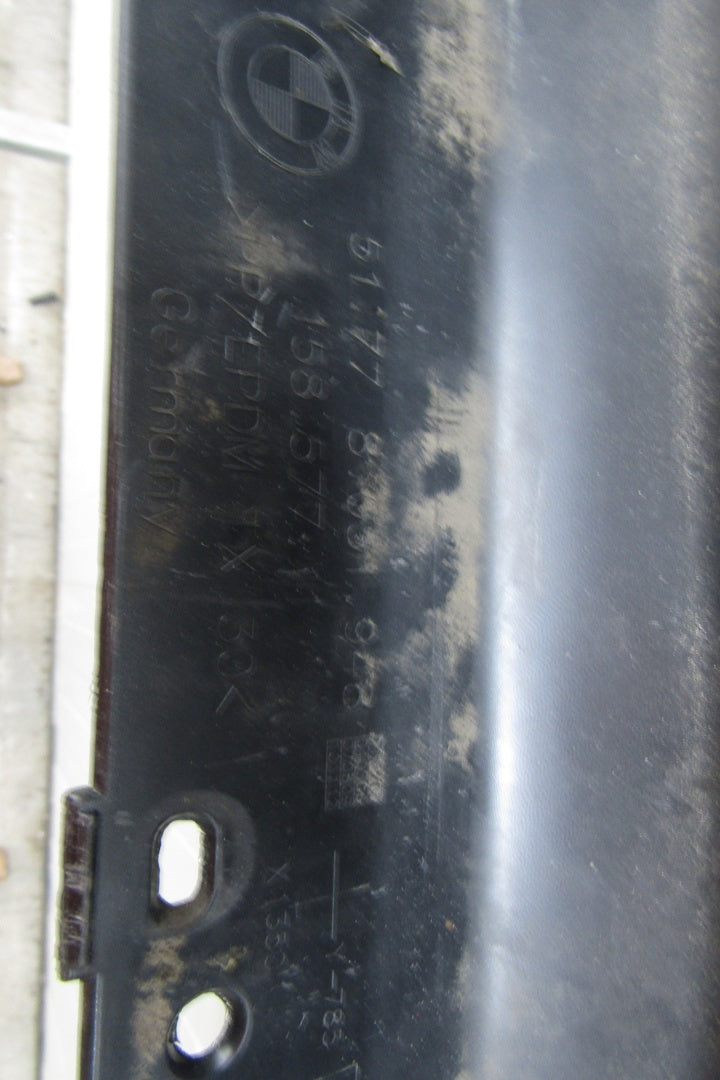 Lajsna praga desna BMW F21 F22 F23 M-paket -21