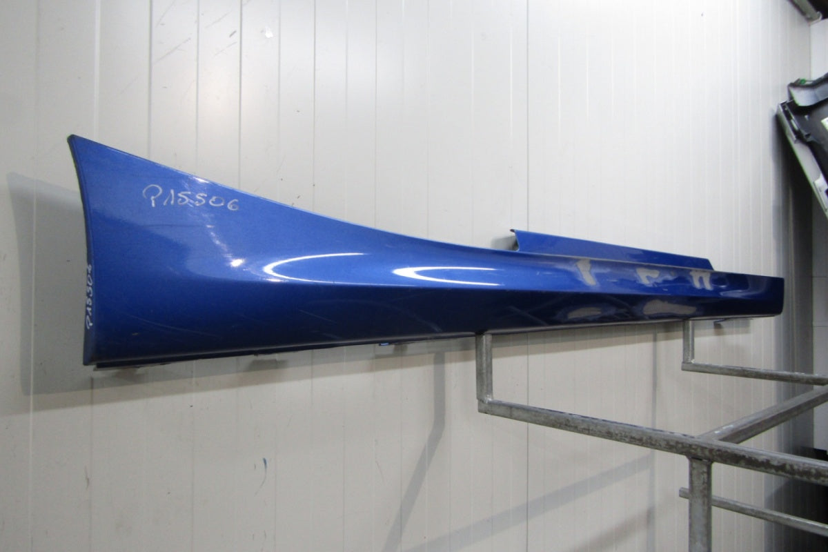 Lajsna praga desni BMW F21 F22 F23 M-paket -21