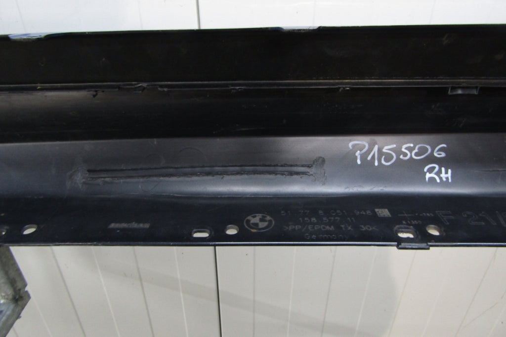 Lajsna praga desni BMW F21 F22 F23 M-paket -21