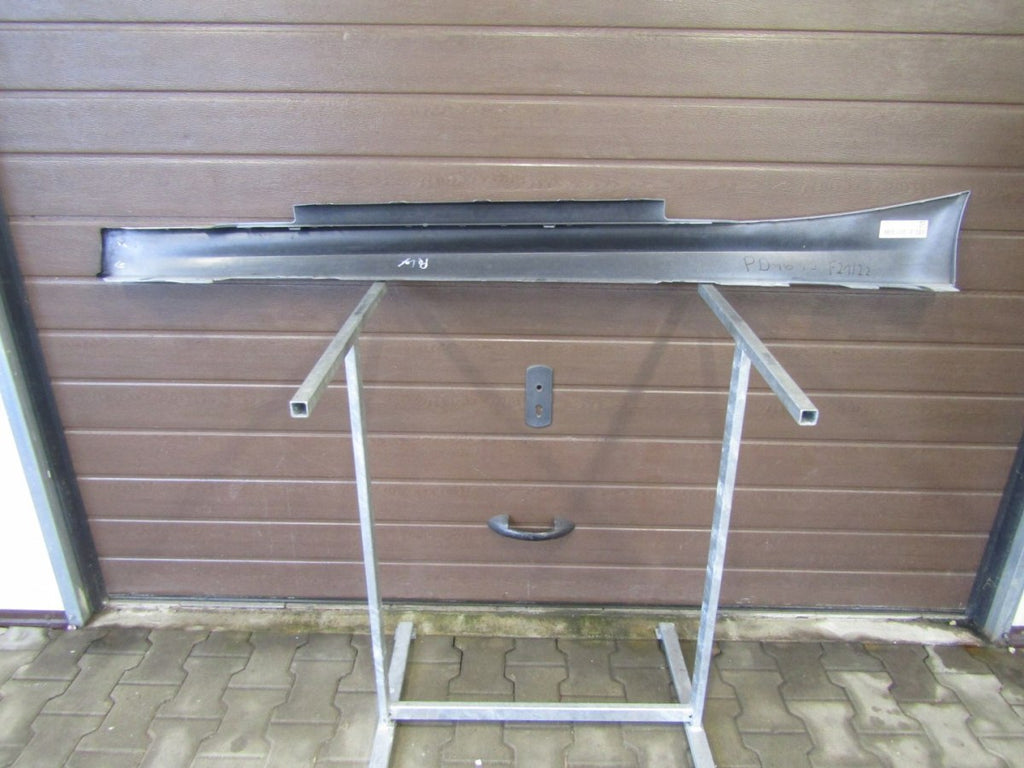 Lajsna praga desna BMW F21 F22 F23 M-paket próg
