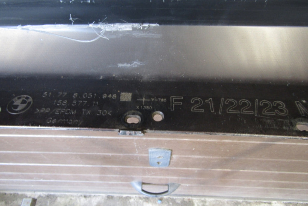 Lajsna praga desna BMW F21 F22 F23 M-paket próg