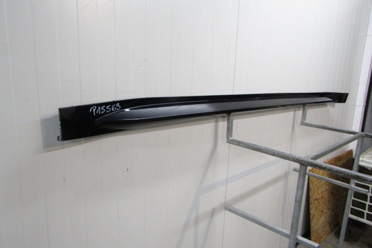 Lajsna praga desni BMW G80 M3 20 M-3 51778084408