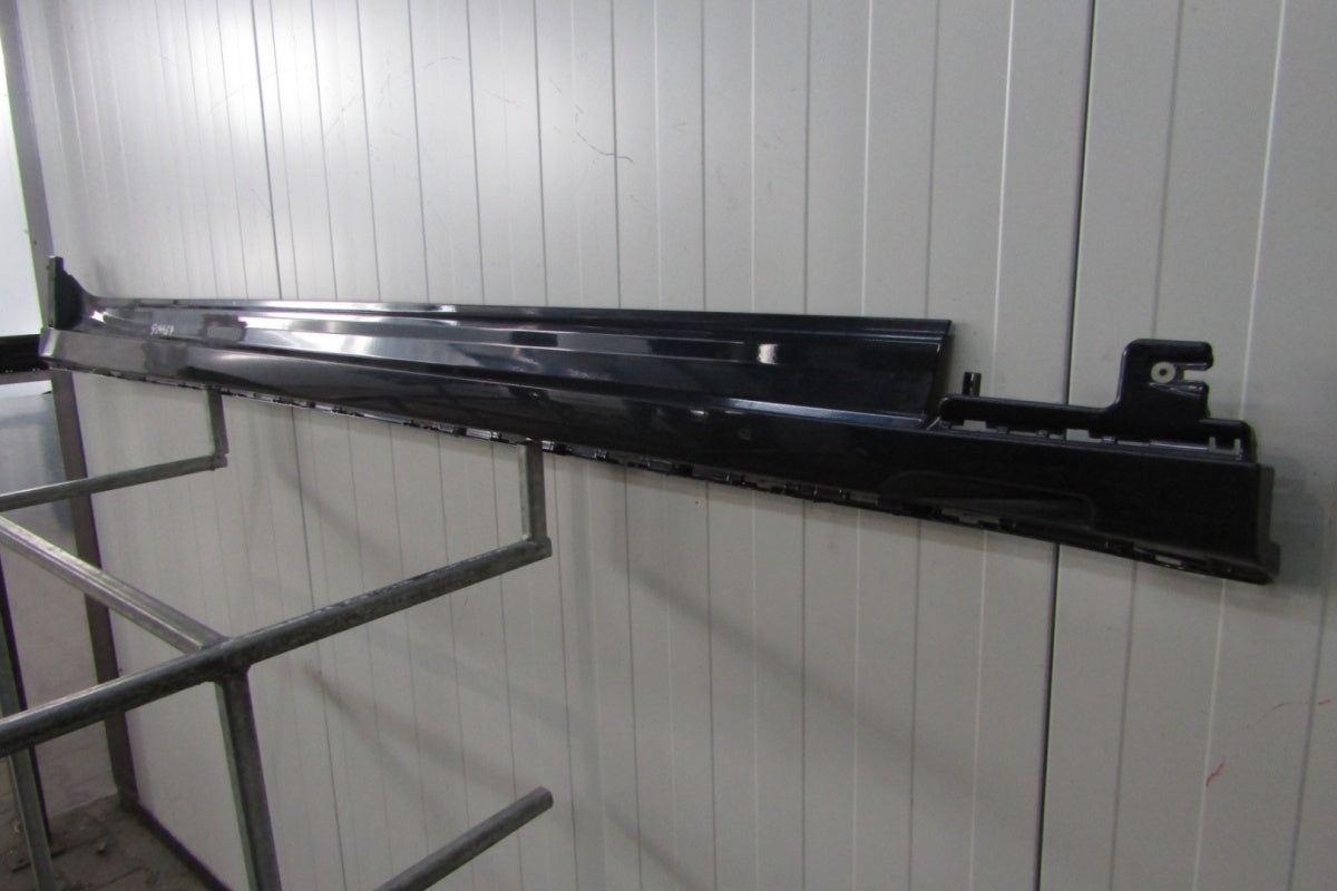 Lajsna praga desna BMW IX3 i X3 G08 M paket LED